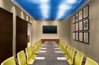 Holiday Inn Express & Suites Stafford NW - Sugar Land Hotels in Stafford