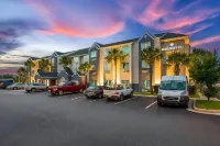 Microtel Inn & Suites by Wyndham Panama City - Pool