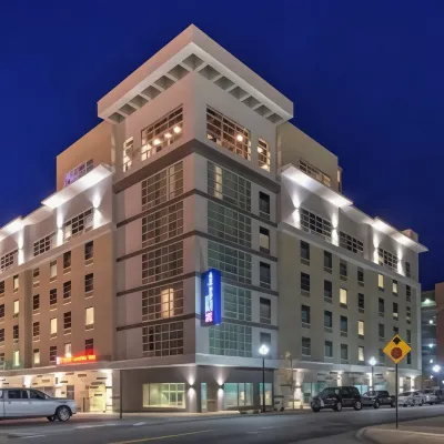 Hilton Garden Inn Little Rock Downtown Hotels in River Market