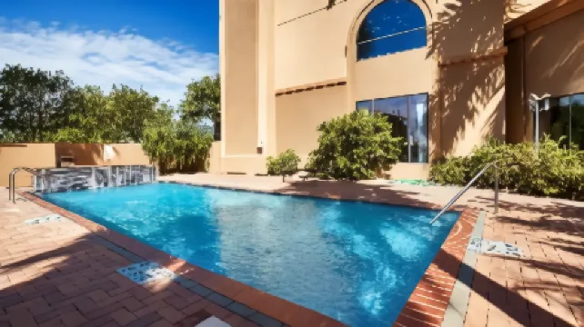 Best Western Casa Villa Suites