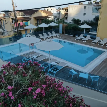 Passas Mare Apartments & Studios