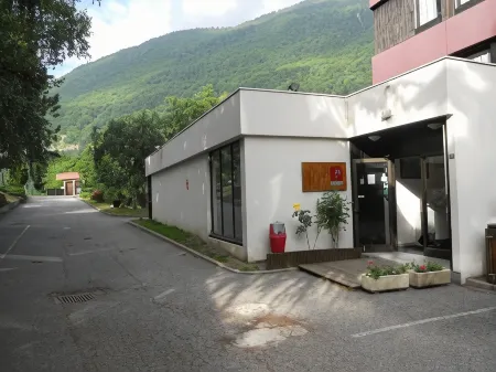 Hotel Inn Design Moutiers Отели в г. Сален-Ле-Терм