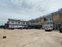 Palopo Beach Hotel - Bintang 2