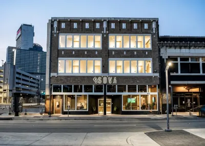 索瓦微房間與社交酒店 鄰近Lofty Spaces的酒店