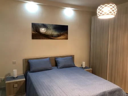 Sea View 2 Bed Apartment Close to Beach Hpi7738 Отели в г. Marsaskala