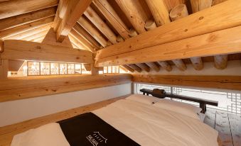 Gyeongju Hwangridan-Gil Hanok Private Pool Villa Muwon