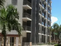 Palm Tree Genlex Condo スカイビューラウンジ周辺のホテル