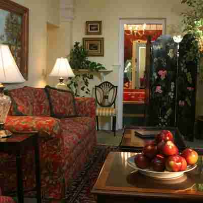 Geneva on the Lake Others