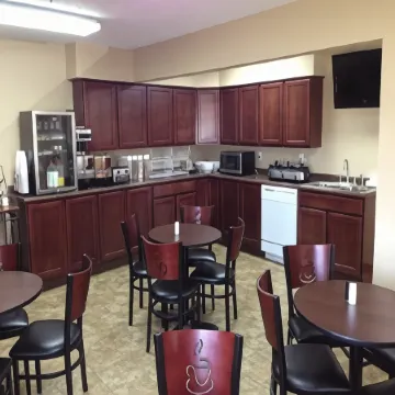 New Victorian Inn & Suites Kearney Отели в г. Карни