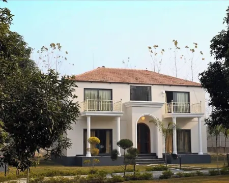 アーラーディヤム リゾート アンド スパ ハープルのホテル