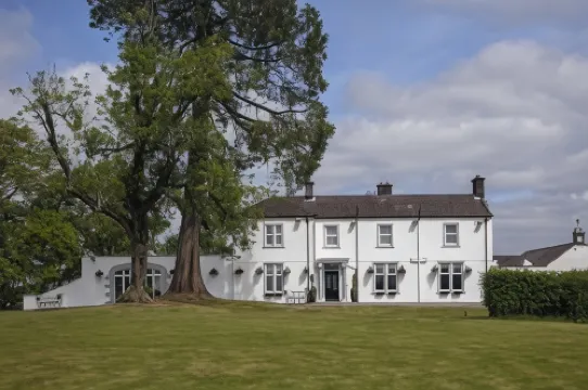 Dryfesdale Hotel, BW Signature Collection