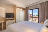 Estúdios Modernos em Resort pé na Areia - Jurerê Beach Village Jbvjr Hotels near Jurere Beach