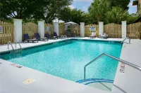 Holiday Inn Express & Suites BLUFFTON @ HILTON HEAD AREA by IHG - Family