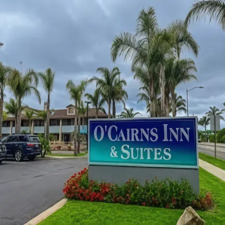 O'Cairns Inn and Suites