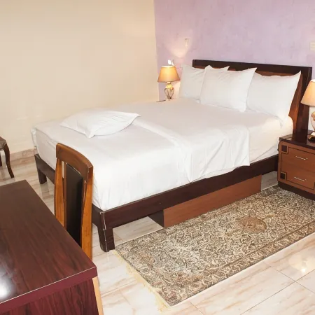 Safyad Hotel
