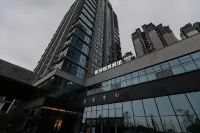 Zigong Fanglin Hotel (Fantawild Dino Kingdom)
