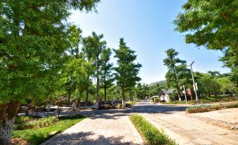 Changxing Xingxiangju Hotel
