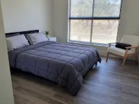 Large home on the water with boat ramp and jetty Hotels in Mannum