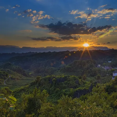 Daozhen Shimen Tianxiang Hotel