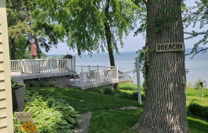 Cozy 3-bedroom cabin in wonderful Perham with WiFi, AC and great fishing!