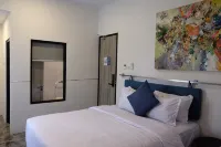 Manta Rooms