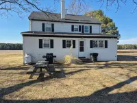 The Farm House at Hunting Creek - 4-Star