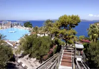 Nirvana Cosmopolitan Hotel - Convention & Sports Center - 리조트