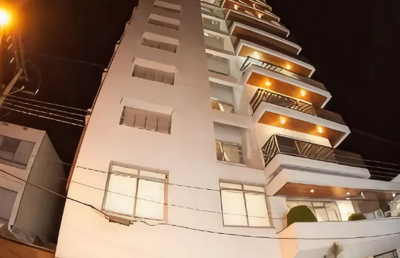 波蘇阿萊格里菲尼克斯酒店