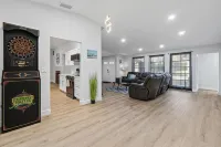 Heated Saltwater Pool & Spa l Family Friendly l Near Beaches & Clearwater