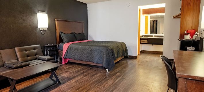 Rose City Inn and Suites Hotels in Clackamas County