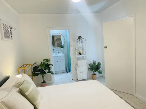 Entire One Bed Room Unit in Norwood, Adelaide. 8 Min drive to the City Centre