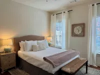 Lake Access Home. Outdoor Fireplace. Kayaks. Golfcart to Pool & Lake. Boat Ramp. - 3-Star