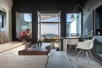 West East Suites - Balkoner