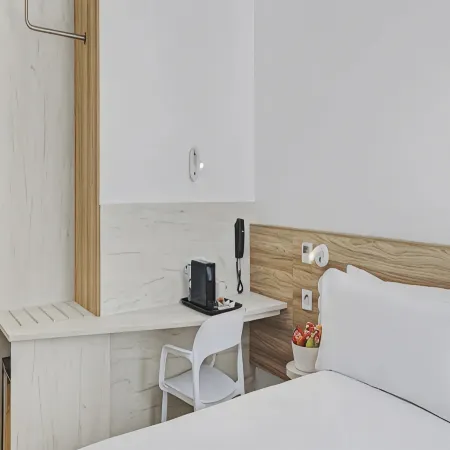 B&B HOTEL San Fermín