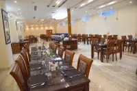 Hotel Anand International