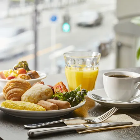 HOTEL MYSTAYS Midosuji Honmachi Отели рядом с достопримечательностью «Конференц-центр MyDome OSAKA»
