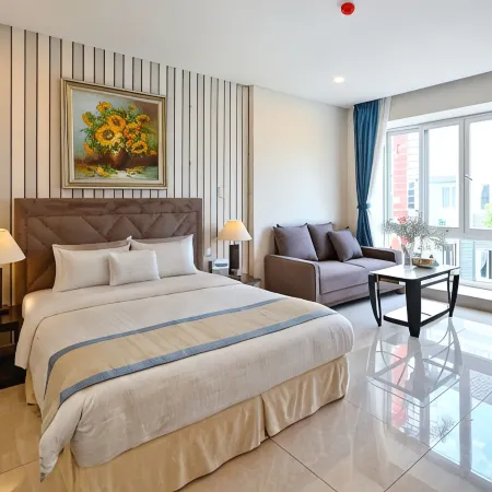 Laguna Hotel Отели рядом с достопримечательностью «Район 7»
