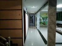 Huaxing Business Hotel (Nanchang Changbei International Airport)