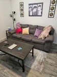 Stay in this Unique SE Iowa Apt - Huoneistot