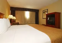 Ramada by Wyndham Tulsa Broken Arrow - Phòng Gym