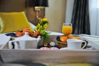 Best Western Plus Hotel Elixir Grasse - breakfast