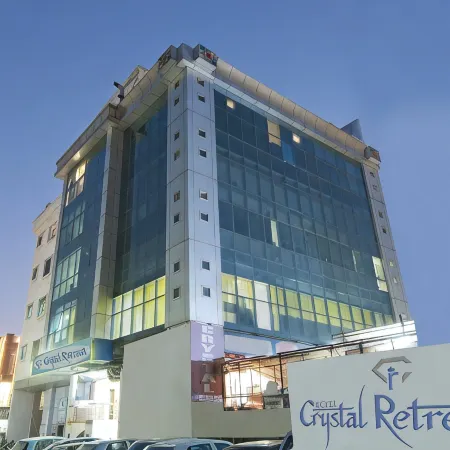 Hotel Crystal Retreat