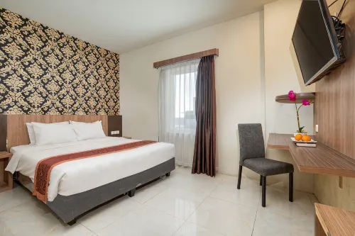 Holiday Hotel Pelabuhan Makassar by Life - Wifi
