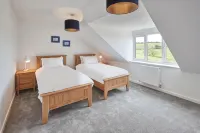 Host & Stay | Highfield House - Homestays