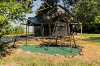 Farm Stay in Jasper MO - 4-Star