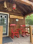 White Pine Acres Cozy couples cabin in lanark private on a large pond & pines