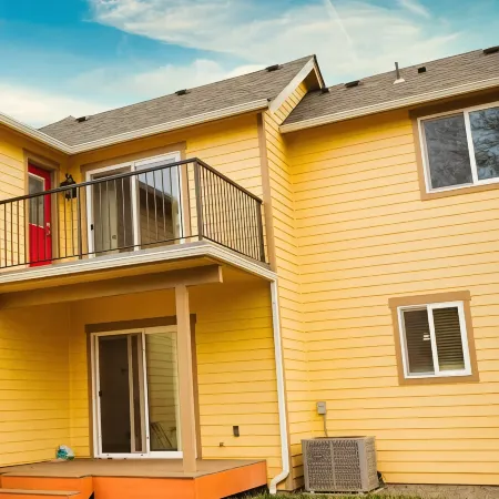 Charming, Brand New Home in Greenlake, 4br3ba