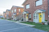 Comfy and Clean 1 Bedroom Flat in Trendy Midtown