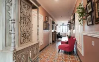 Nonies Huis Cibubur