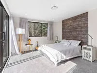 5 o'clock Somewhere - Heaven on Earth Hotels in Masterton